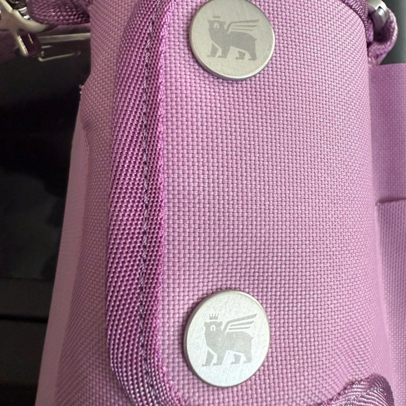 Stanley Lilac All Day 40 OZ Quencher Carry-All. - Picture 8 of 16